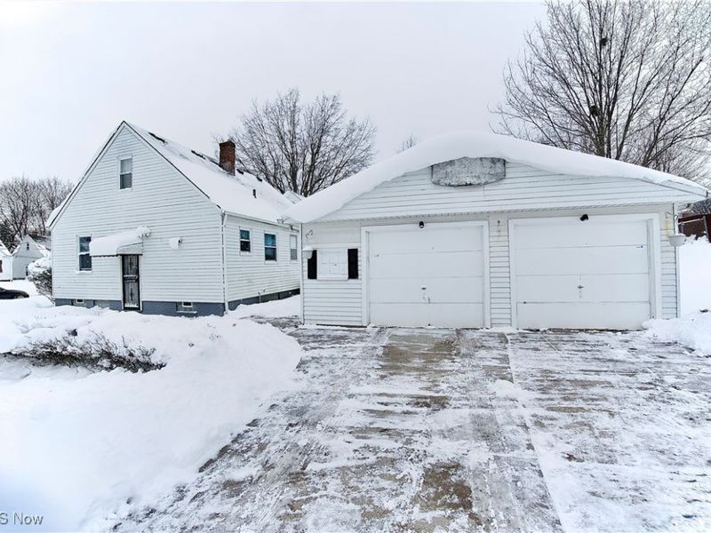 18717 Waterbury Avenue, Maple Heights, OH 44137 Photo 23