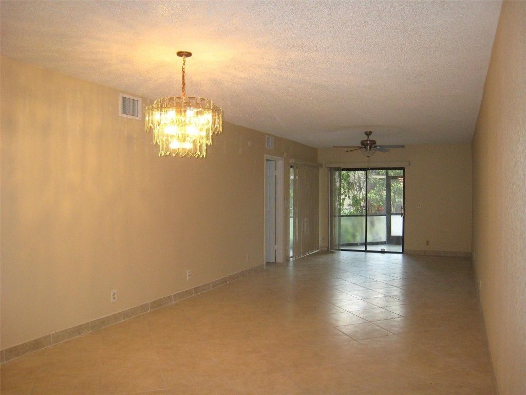 9501 NW 2nd Place, Unit 3-A, Coral Springs, FL 33071 Photo