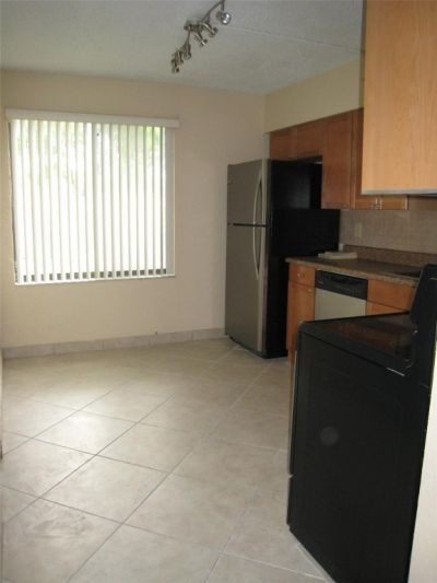 9501 NW 2nd Place, Unit 3-A, Coral Springs, FL 33071 Photo