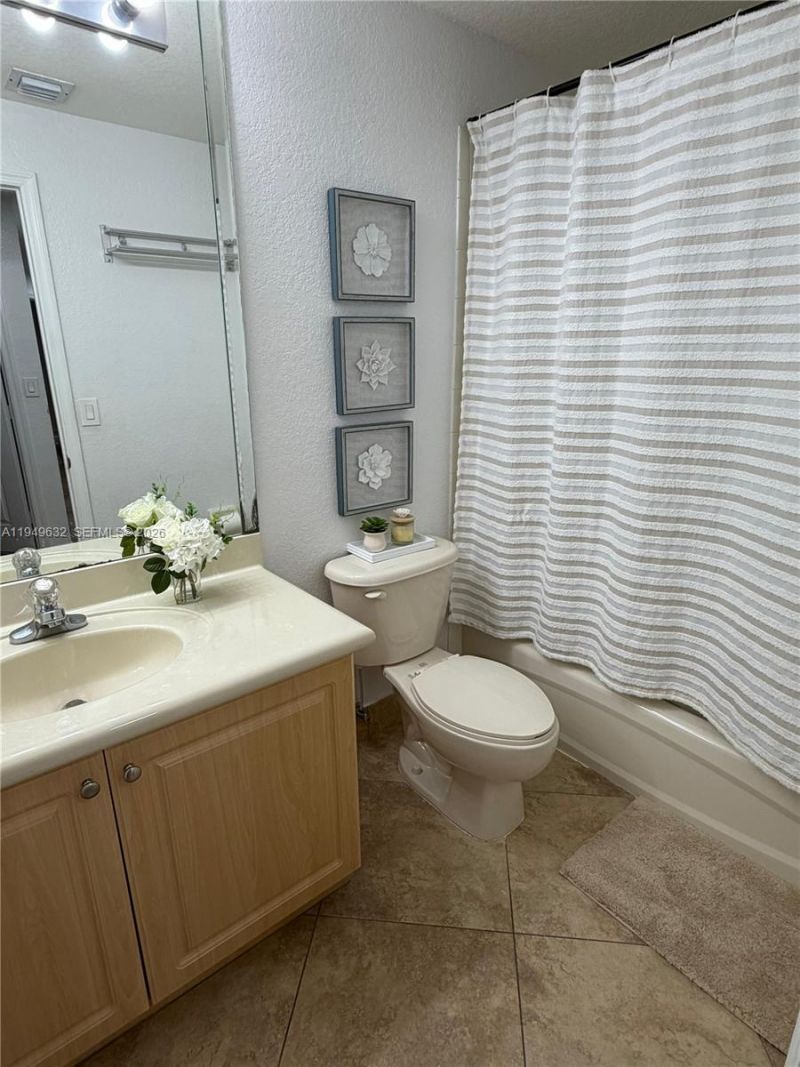 8814 W Flagler St , Unit 107, Miami, FL 33174 Photo