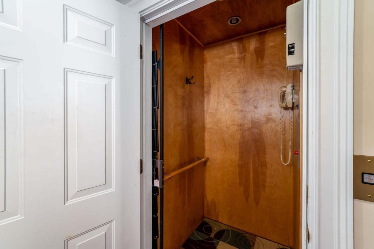 2491 River Bluff Lane Photo 33