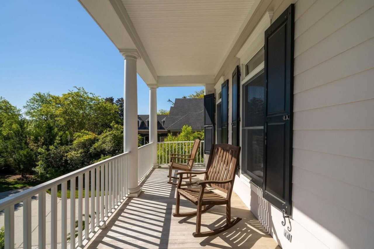 2491 River Bluff Lane Photo 6