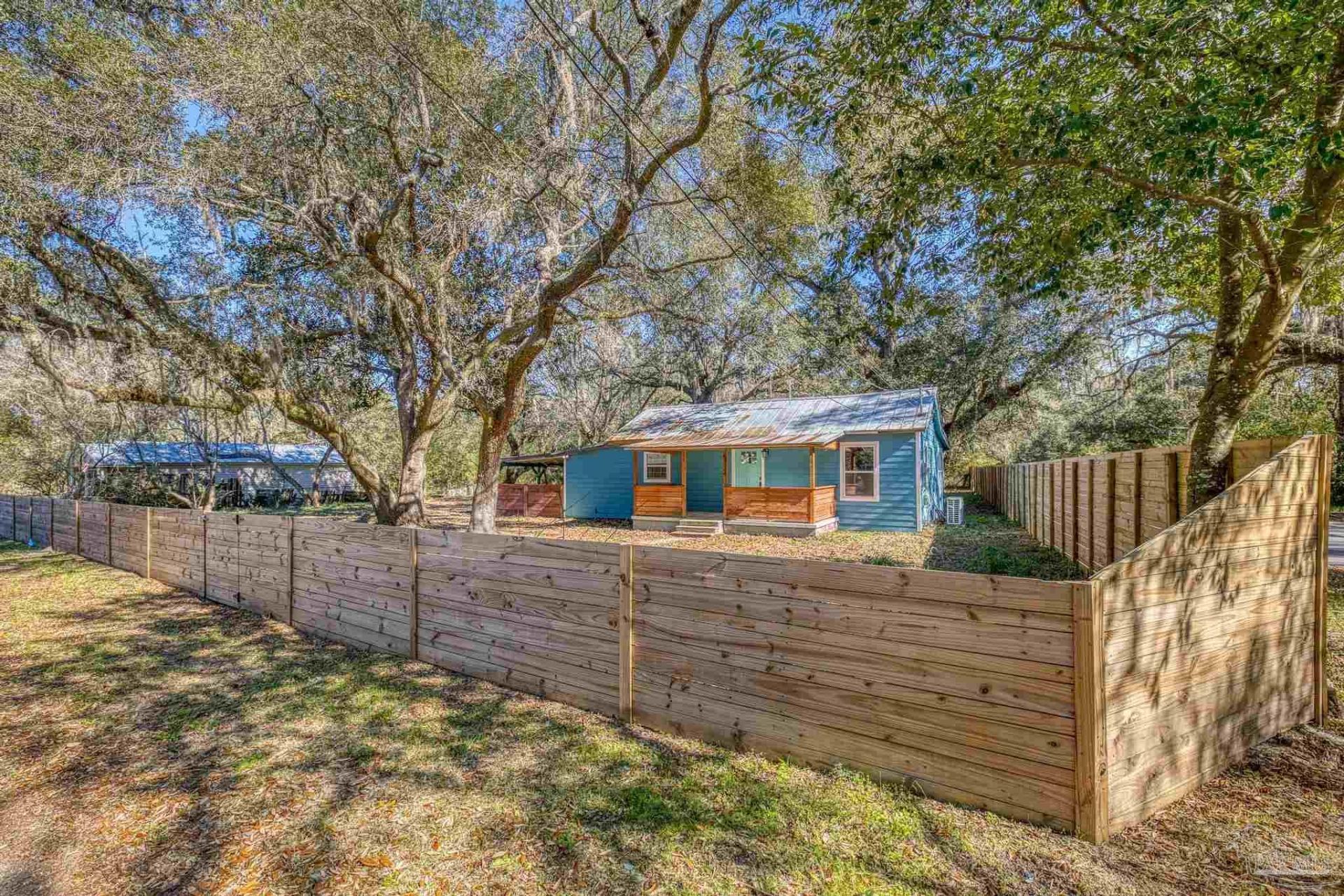 5324 Cathy St, Milton, FL 32583 Main Photo