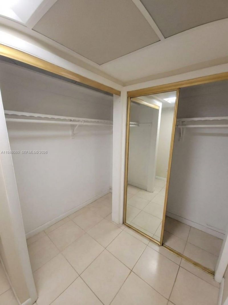 1591 NE Miami Gardens Dr, Unit 205, Miami, FL 33179 Photo