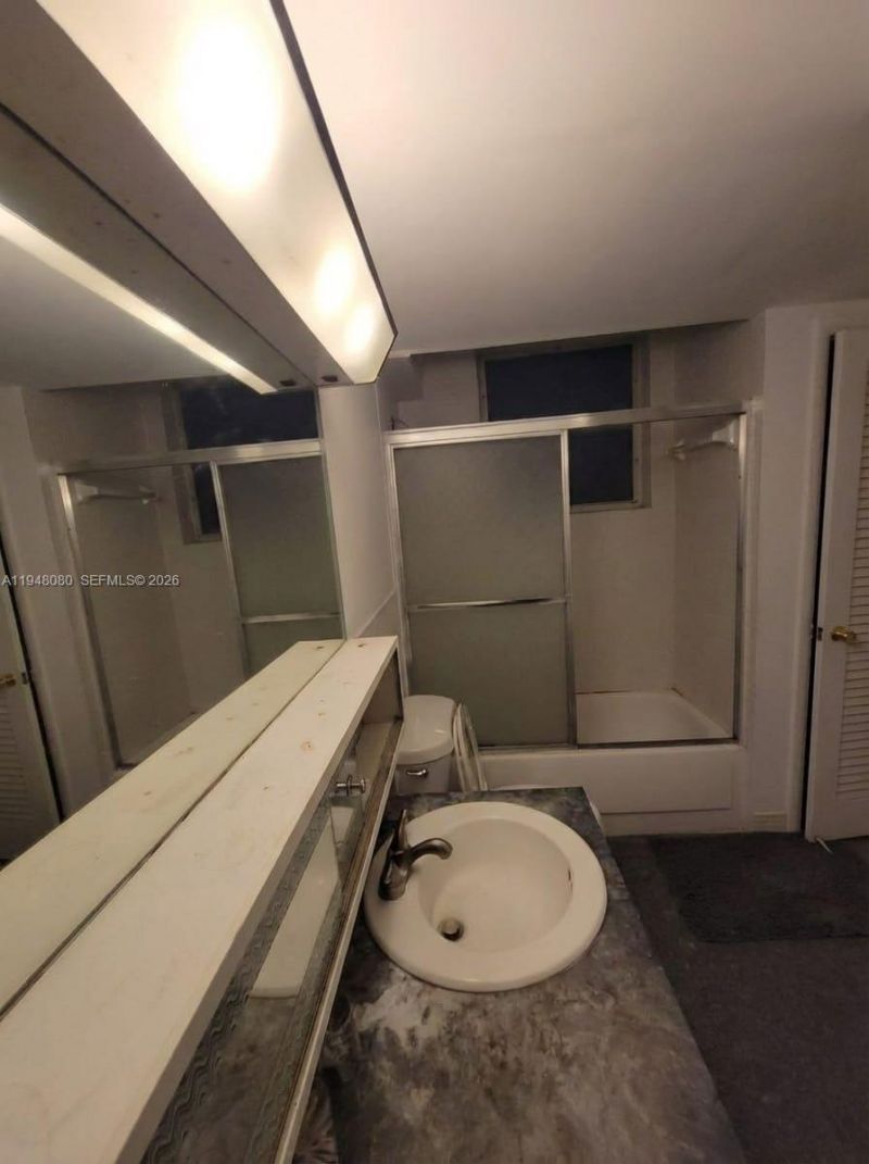 1591 NE Miami Gardens Dr, Unit 205, Miami, FL 33179 Photo