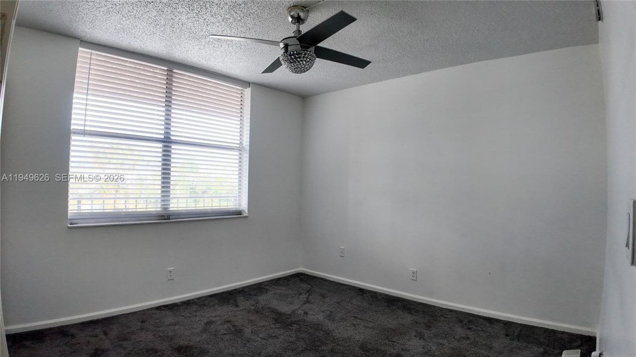 7220 Lake Cir Dr, Unit 203, Margate, FL 33063 Photo