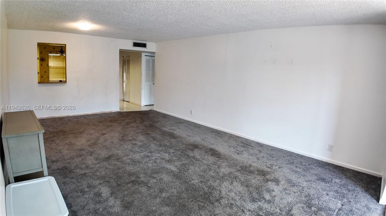 7220 Lake Cir Dr, Unit 203, Margate, FL 33063 Photo