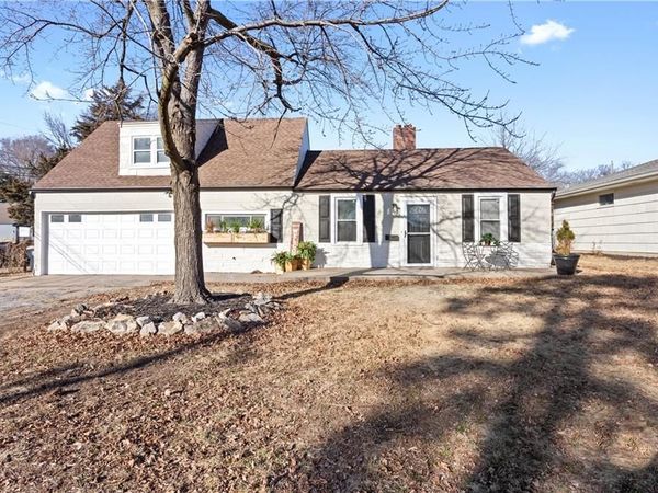 828 E 82nd Street, Kansas City, MO 64131