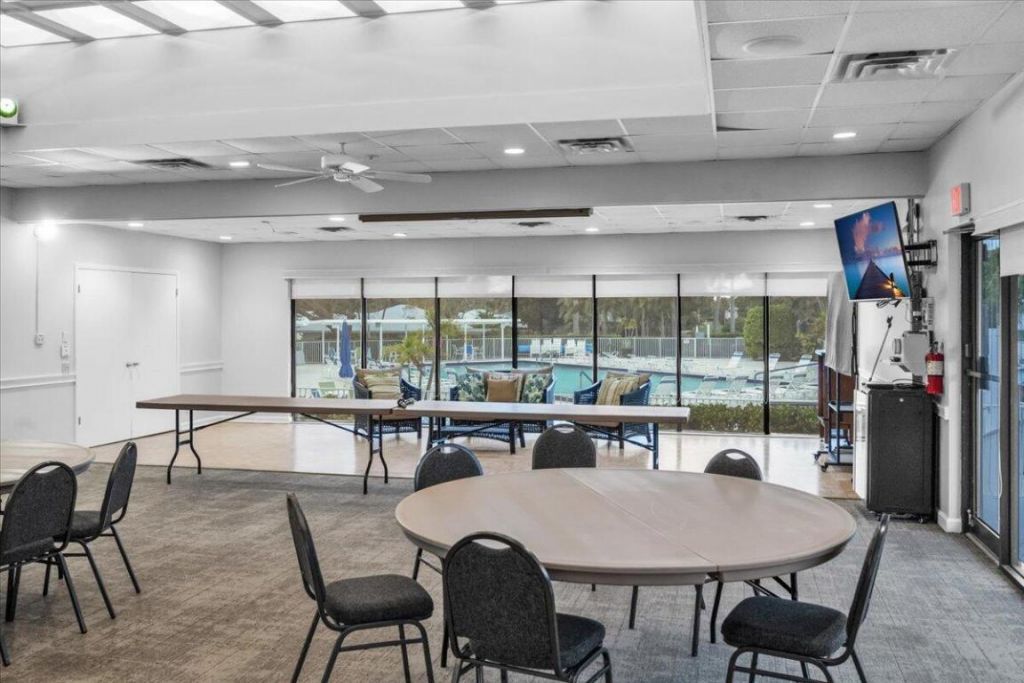 18081 SE Country Club Drive, Unit 35-348, Jupiter, FL 33469 Photo