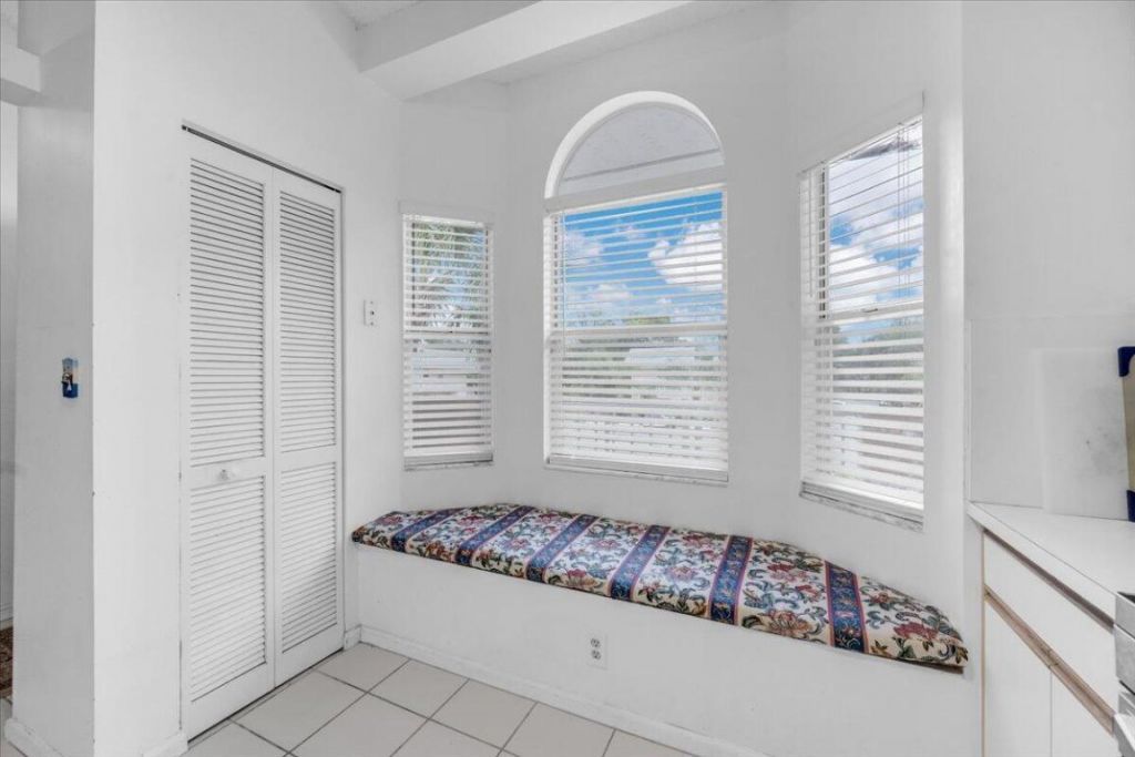 18081 SE Country Club Drive, Unit 35-348, Jupiter, FL 33469 Photo