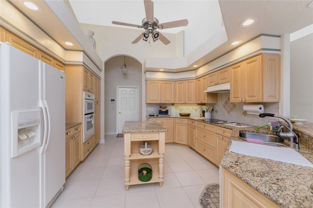 12109 SW Kingsway Circle, Lake Suzy, FL 34269 Photo