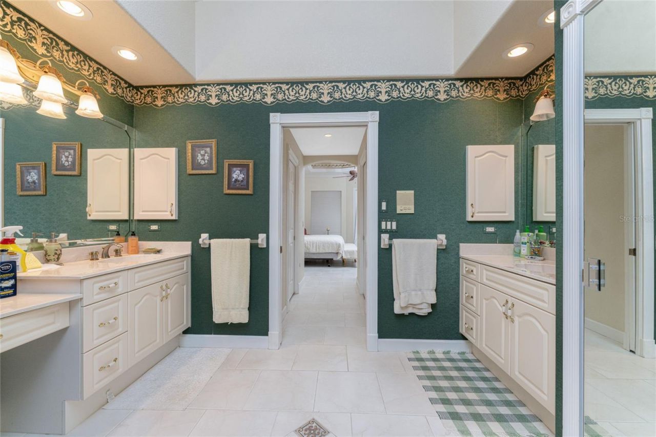 12109 SW Kingsway Circle, Lake Suzy, FL 34269 Photo