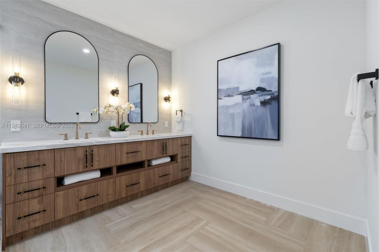 420 NE 55th Ter, Miami, FL 33137 Photo