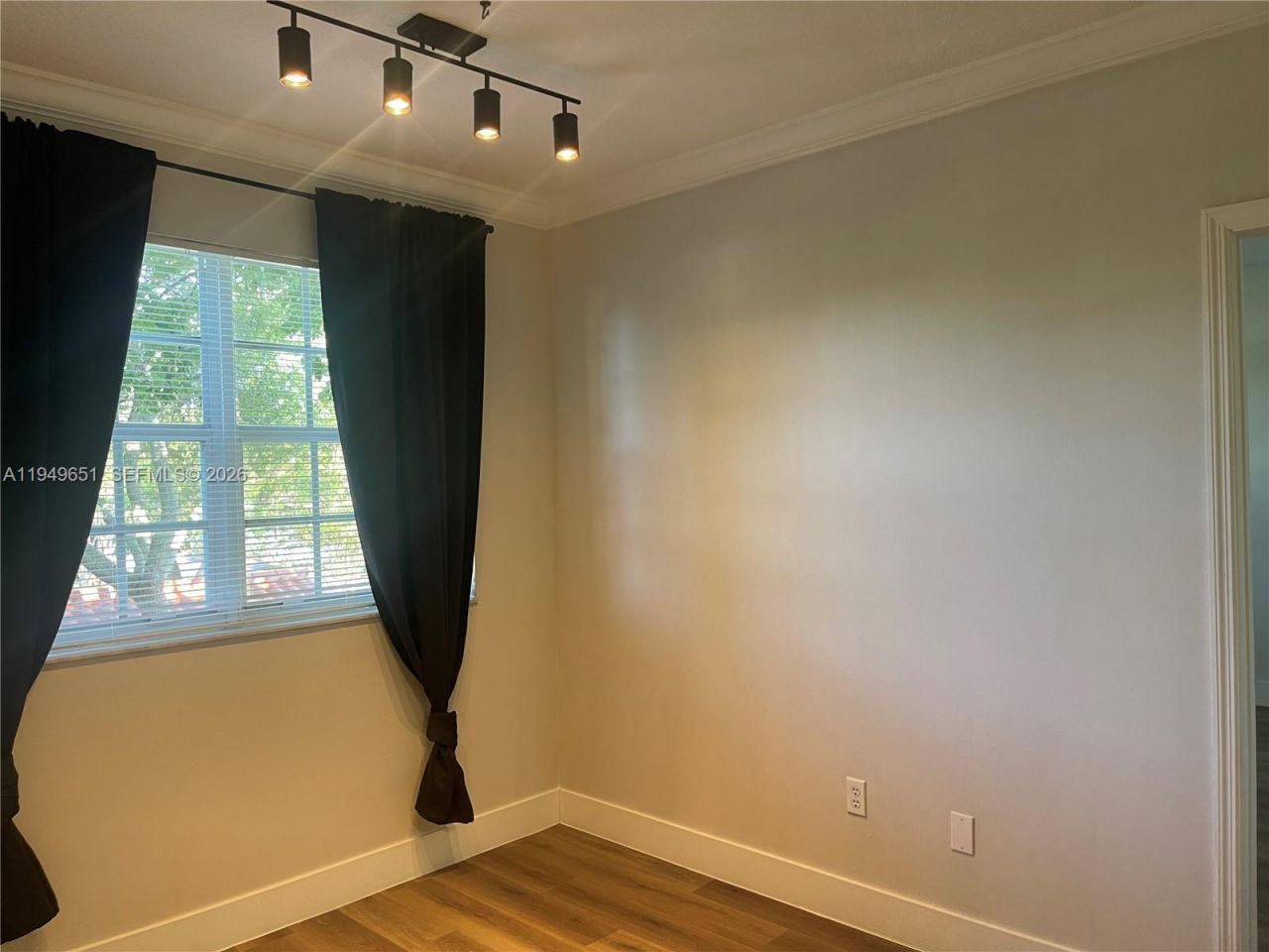 160 SW 117th Ter, Unit 6201, Pembroke Pines, FL 33025 Photo