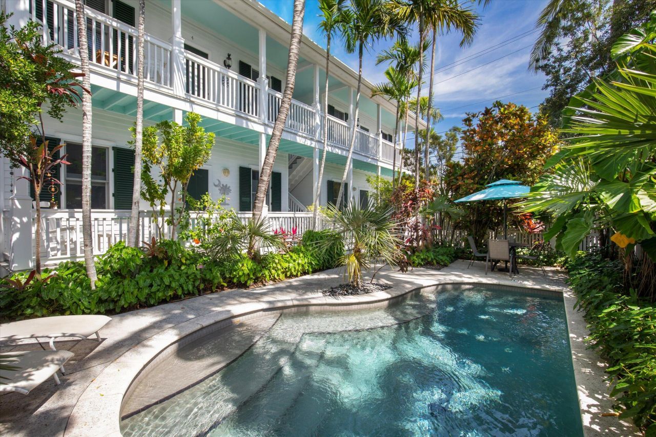 120 Angela Street, Unit 102, Key West, FL 33040 Main Photo