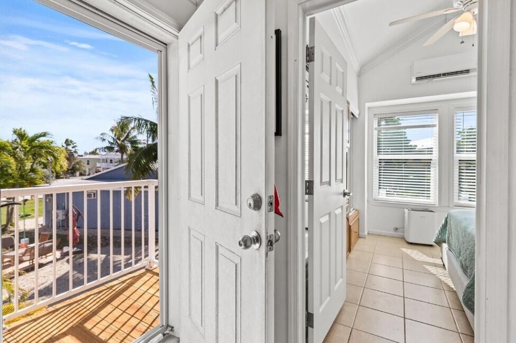 31478 Avenue E, Big Pine Key, FL 33043 Photo