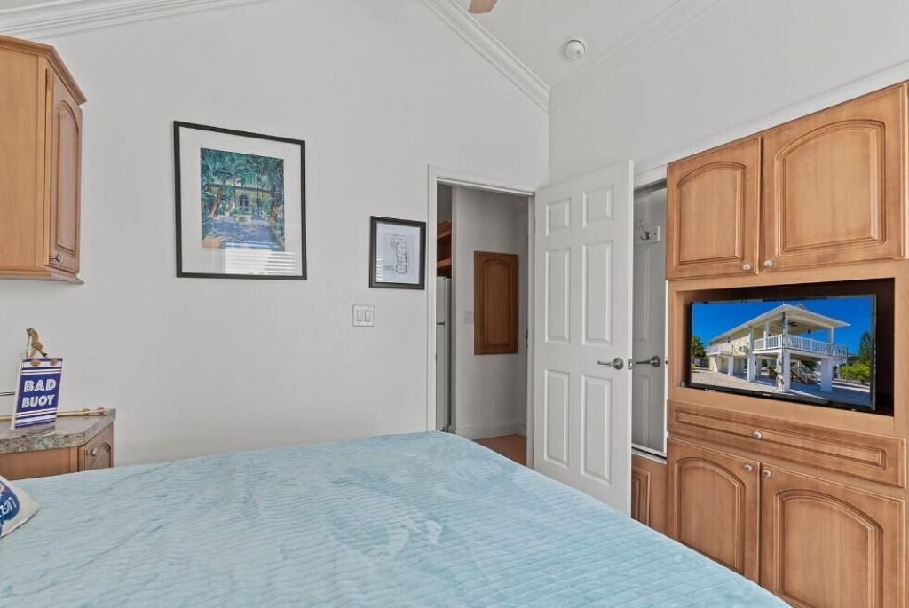 31478 Avenue E, Big Pine Key, FL 33043 Photo