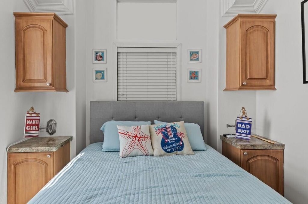 31478 Avenue E, Big Pine Key, FL 33043 Photo