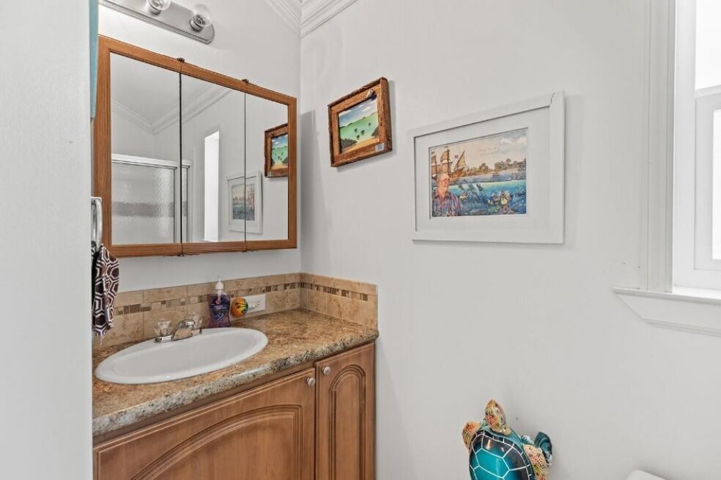 31478 Avenue E, Big Pine Key, FL 33043 Photo