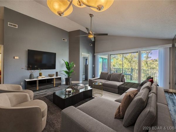 98 Jonathan Drive, Unit 4C, Lake Ozark, MO 65049