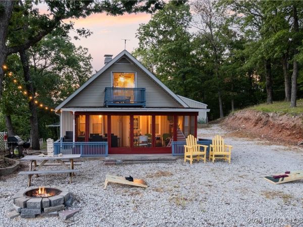 1139 Camp Hohn Drive, Gravois Mills, MO 65037