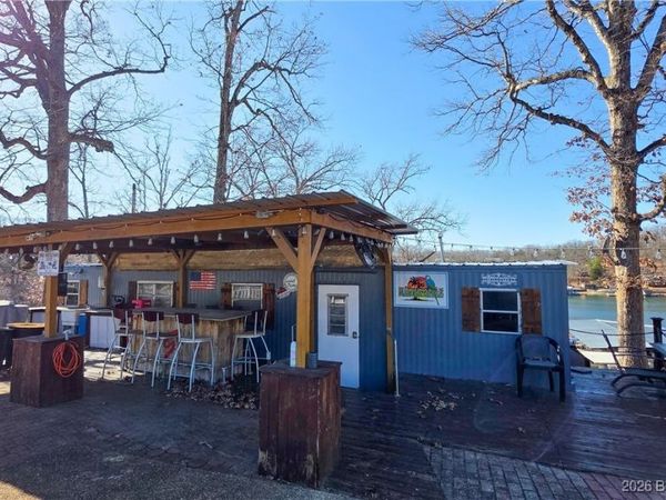 77 Betlo Park Lane, Sunrise Beach, MO 65079