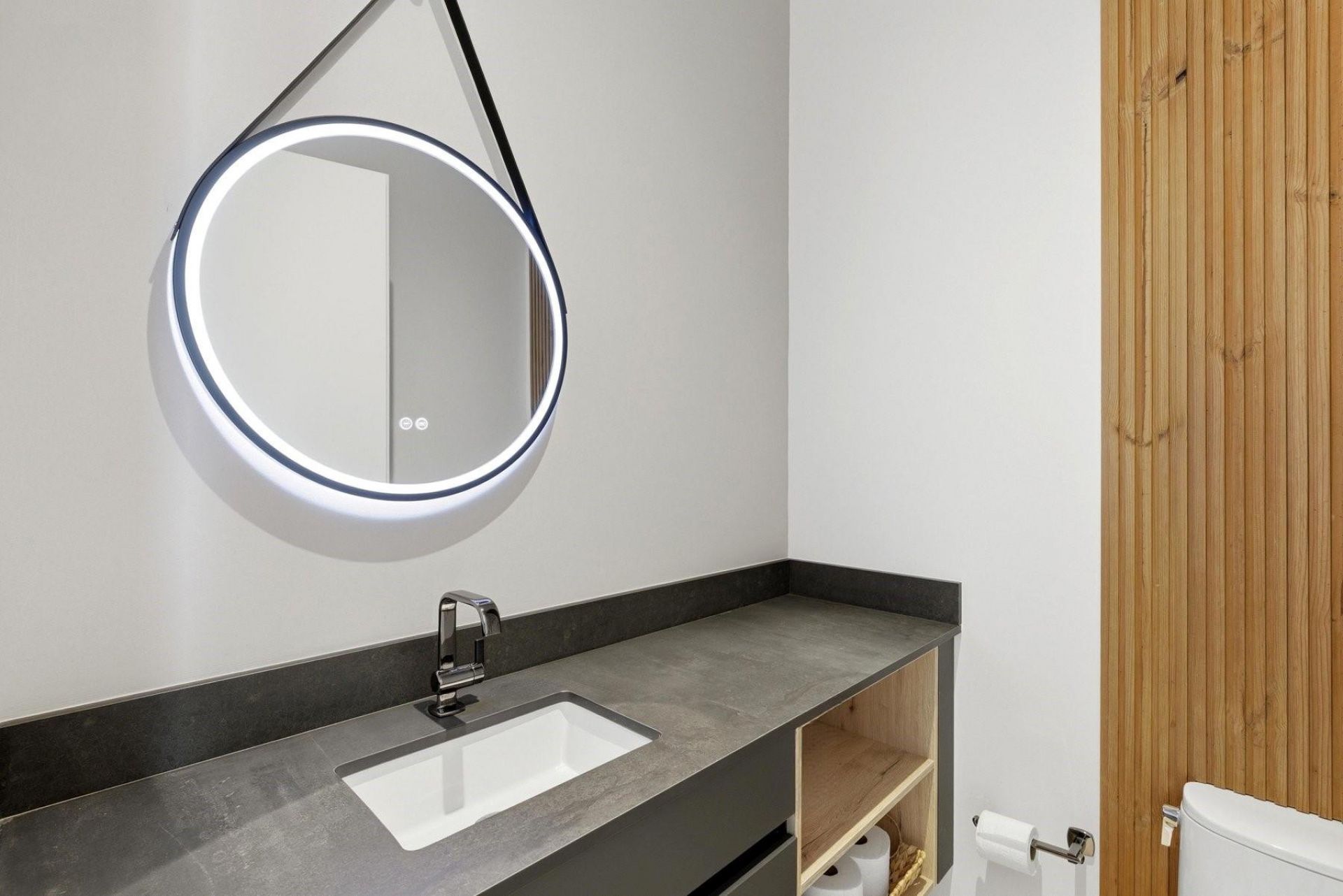 2103 Bayview Drive, Fort Lauderdale, FL 33305 Photo