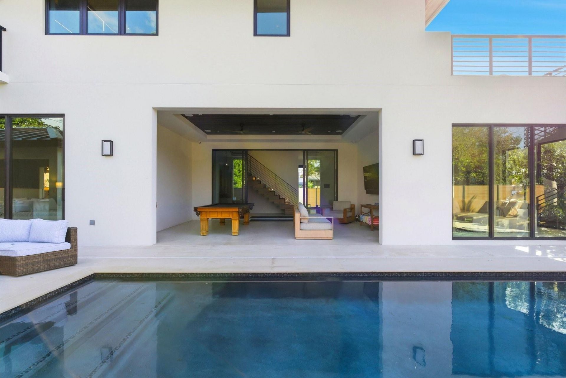 2103 Bayview Drive, Fort Lauderdale, FL 33305 Photo