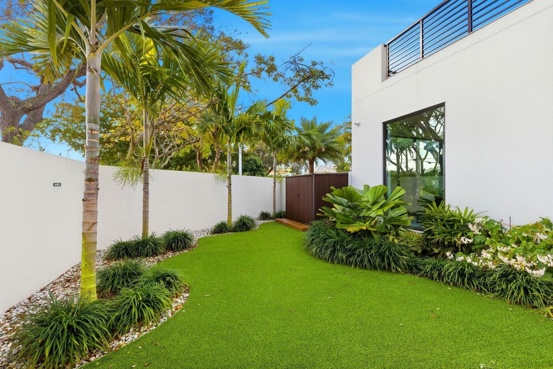 2103 Bayview Drive, Fort Lauderdale, FL 33305 Photo