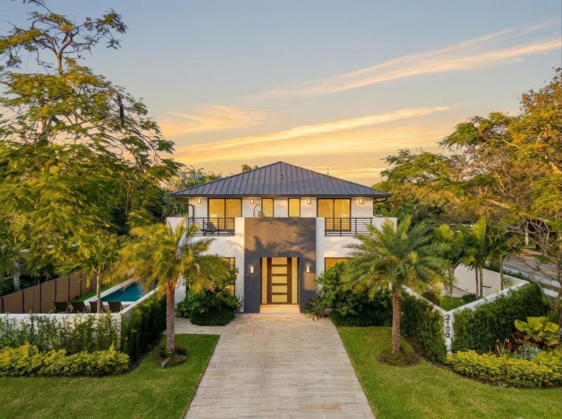 2103 Bayview Drive, Fort Lauderdale, FL 33305 Photo