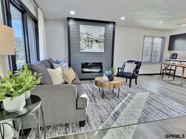 916 Carriage Way, Unit 13, Lincoln, NE 68510