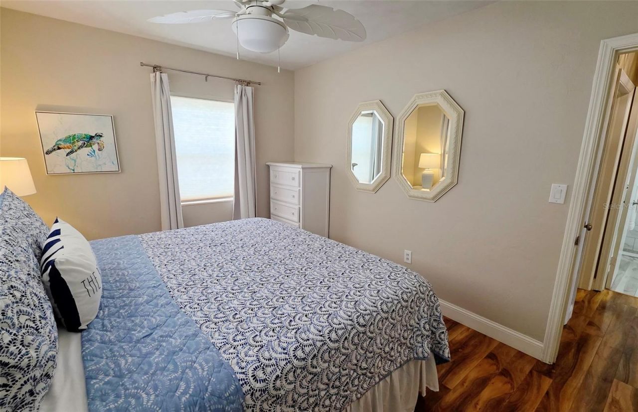 2442 Wood Street, Sarasota, FL 34237 Photo