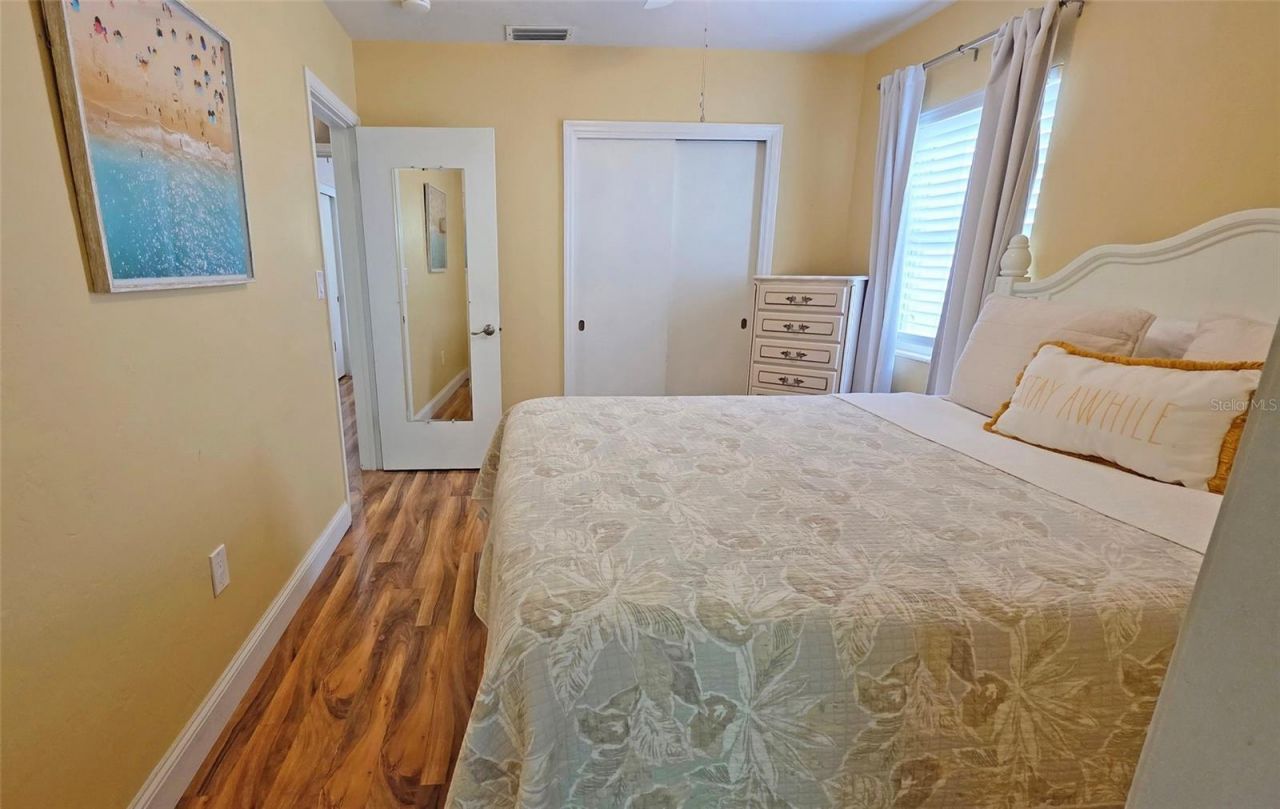 2442 Wood Street, Sarasota, FL 34237 Photo