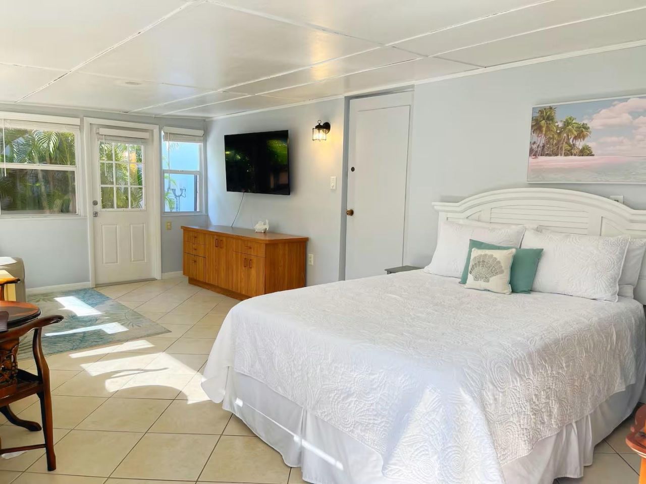 2442 Wood Street, Sarasota, FL 34237 Photo