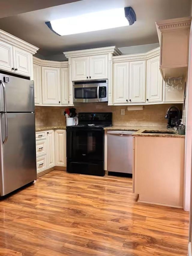 2442 Wood Street, Sarasota, FL 34237 Photo