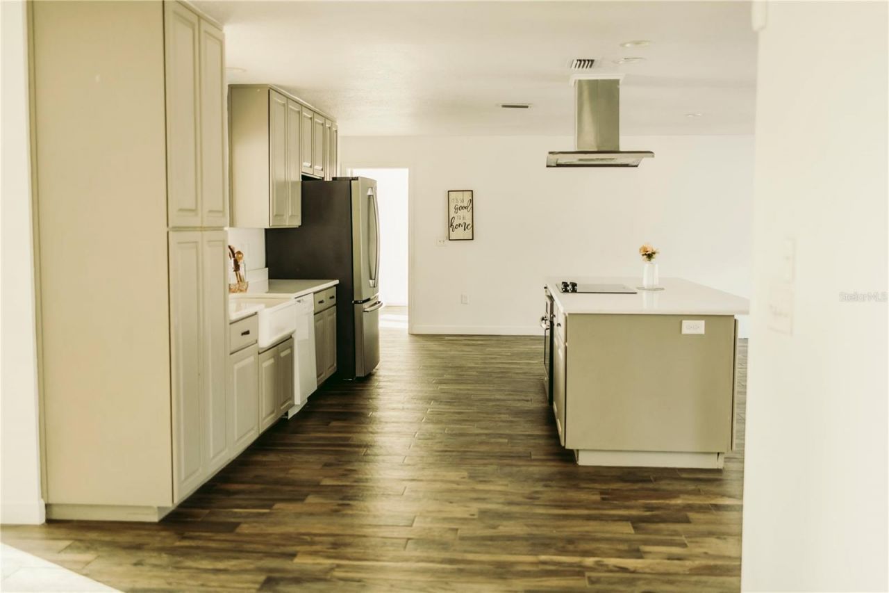 5812 N Dormany Road, Plant City, FL 33565 Photo