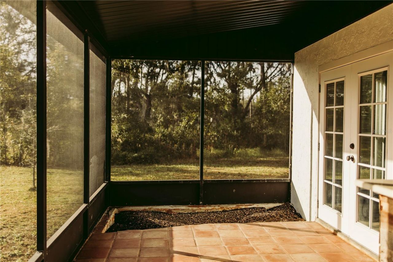 5812 N Dormany Road, Plant City, FL 33565 Photo