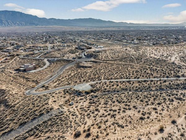 1535 Sagebrush Drive, Corrales, NM 87048