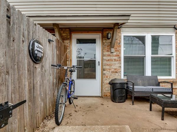 6736 N Meridian Avenue, Oklahoma City, OK 73116