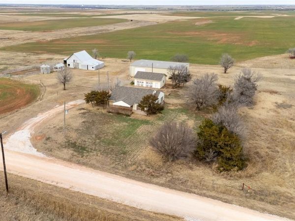 7781 E 760 Road, Kingfisher, OK 73750