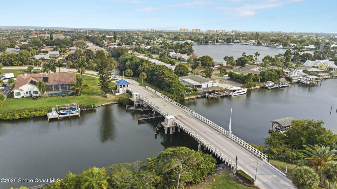 250 Lanternback Island Drive, Satellite Beach, FL 32937 Photo