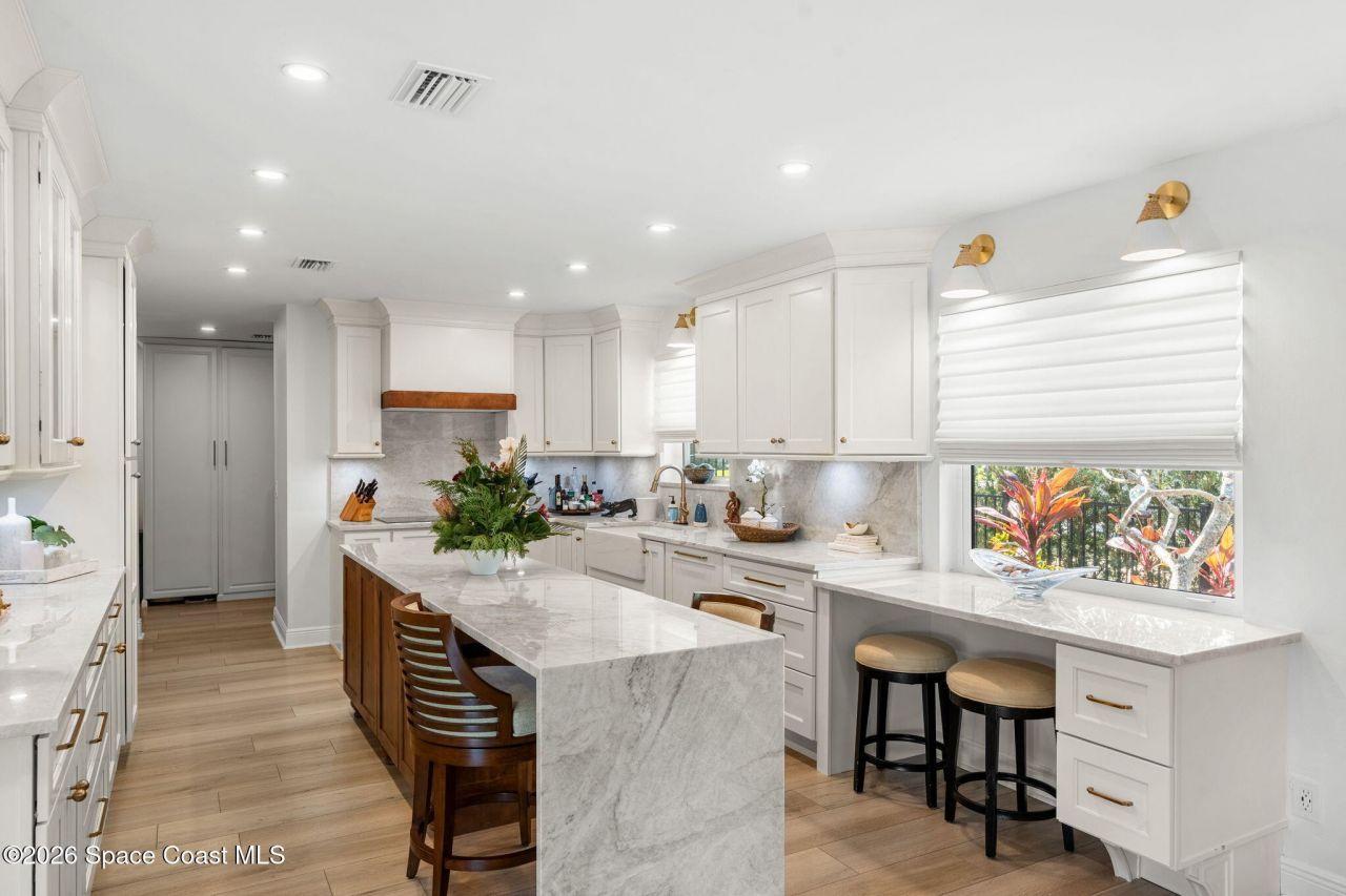 656 Franklyn Avenue, Indialantic, FL 32903 Photo