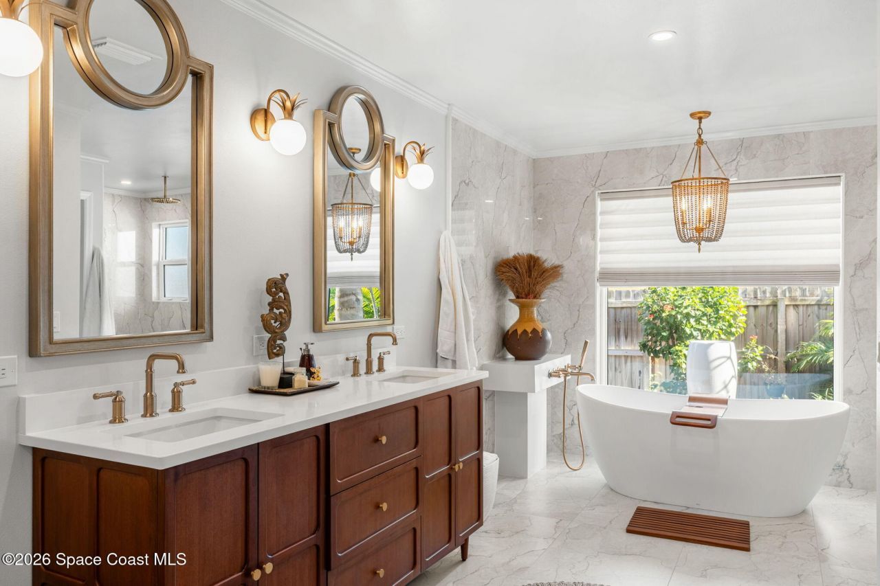 656 Franklyn Avenue, Indialantic, FL 32903 Photo