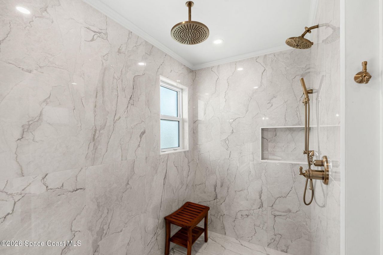 656 Franklyn Avenue, Indialantic, FL 32903 Photo