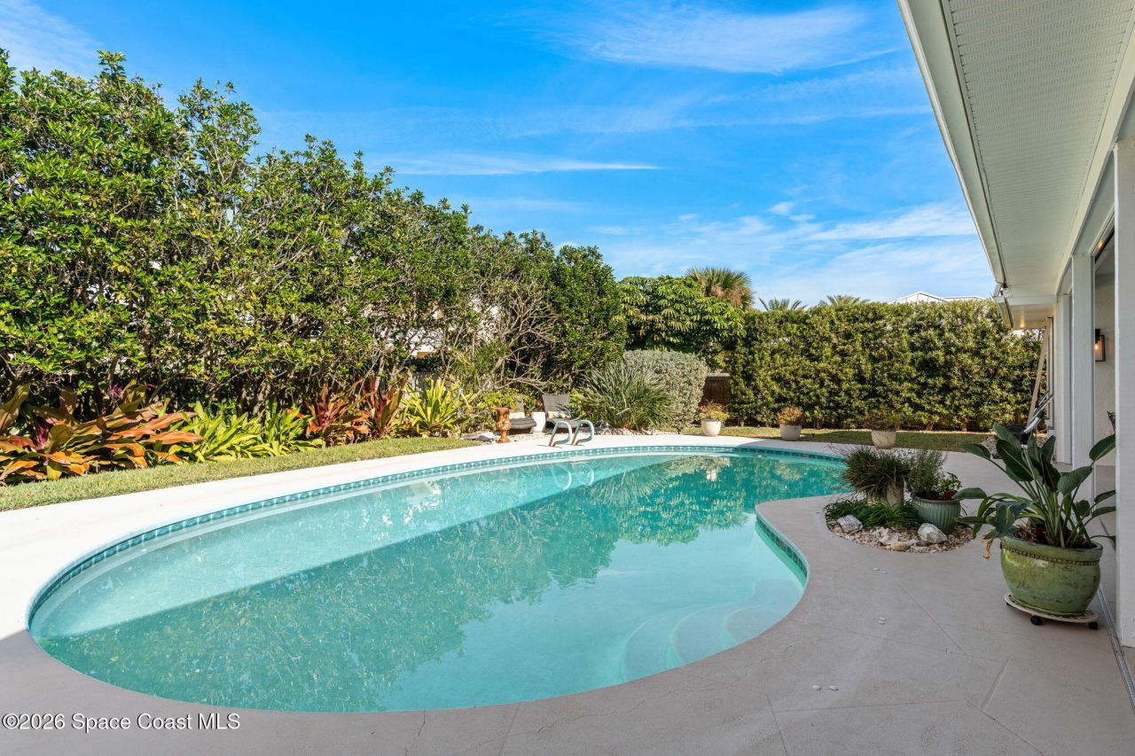 656 Franklyn Avenue, Indialantic, FL 32903 Photo