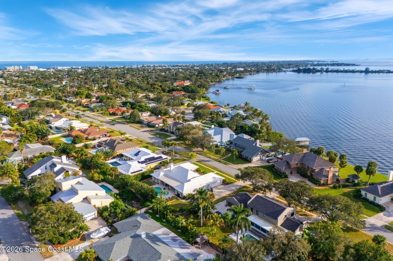 656 Franklyn Avenue, Indialantic, FL 32903 Photo