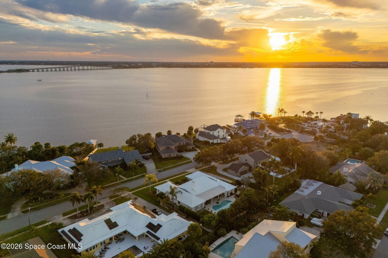 656 Franklyn Avenue, Indialantic, FL 32903 Photo