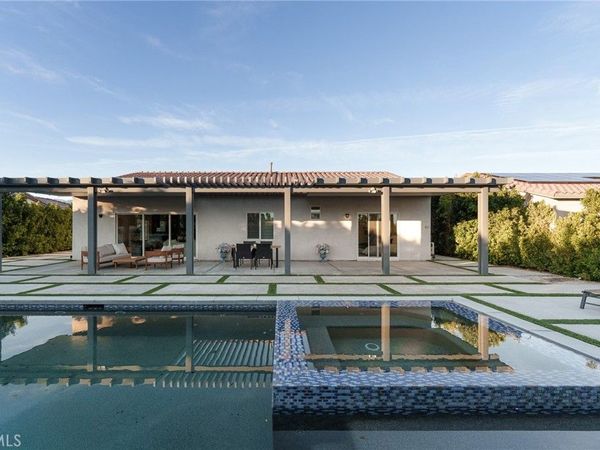 65237 Rolling Hills Drive, Desert Hot Springs, CA 92240