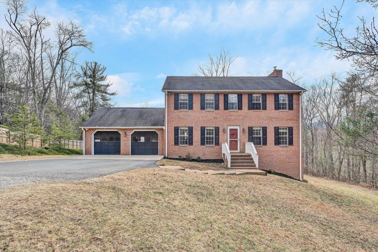6979 Pine Needle Dr, Boones Mill, VA 24065 Main Photo