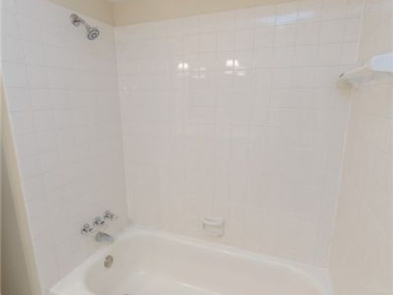 6258 Carlyle Drive, Seven Hills, OH 44131 Photo 27